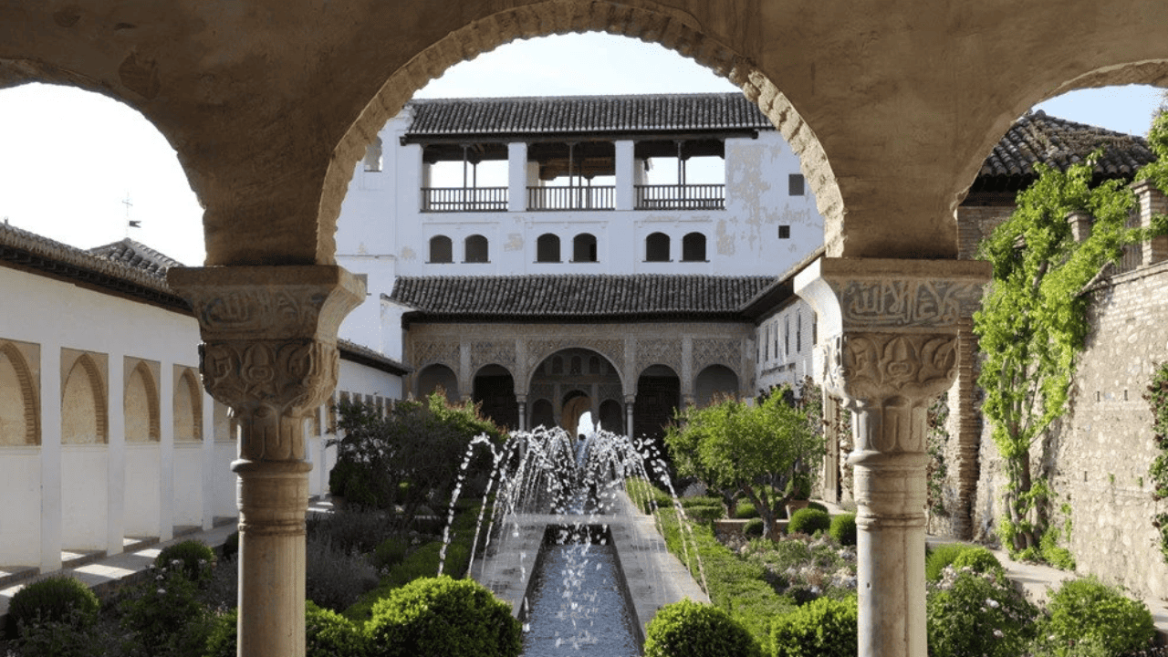 حديقة جنة العريف في اسبانيا